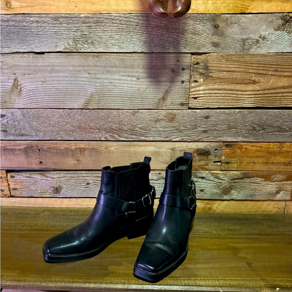 Black ankle booties
